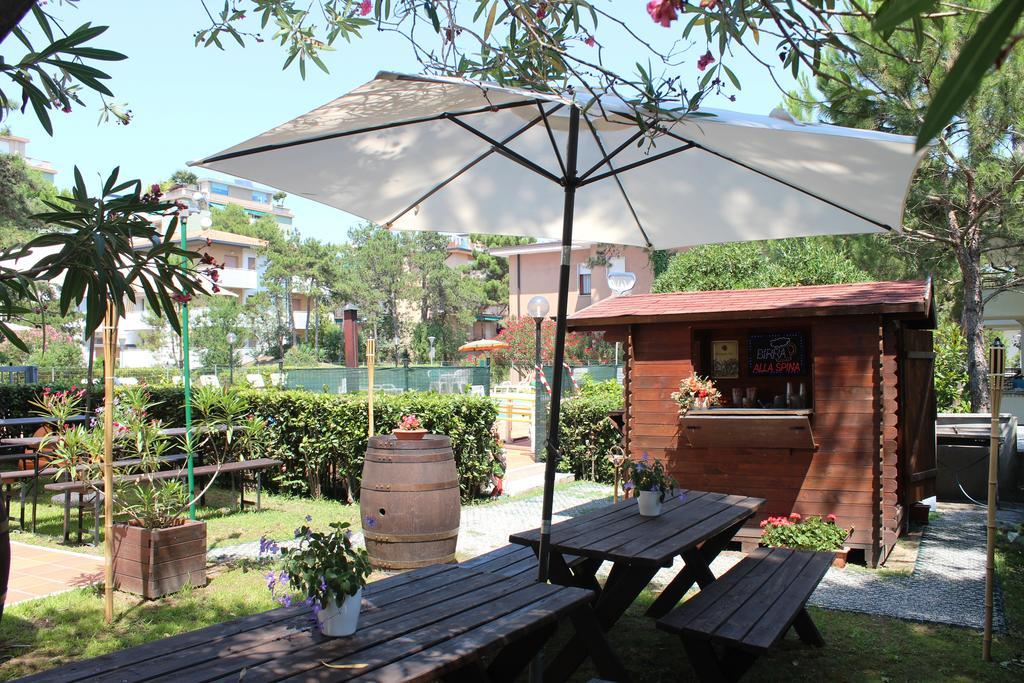 Hotel Eden Lignano Sabbiadoro Luaran gambar