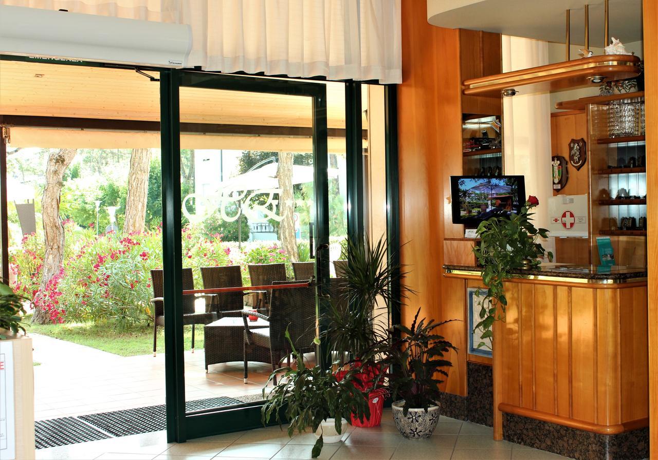 Hotel Eden Lignano Sabbiadoro Luaran gambar