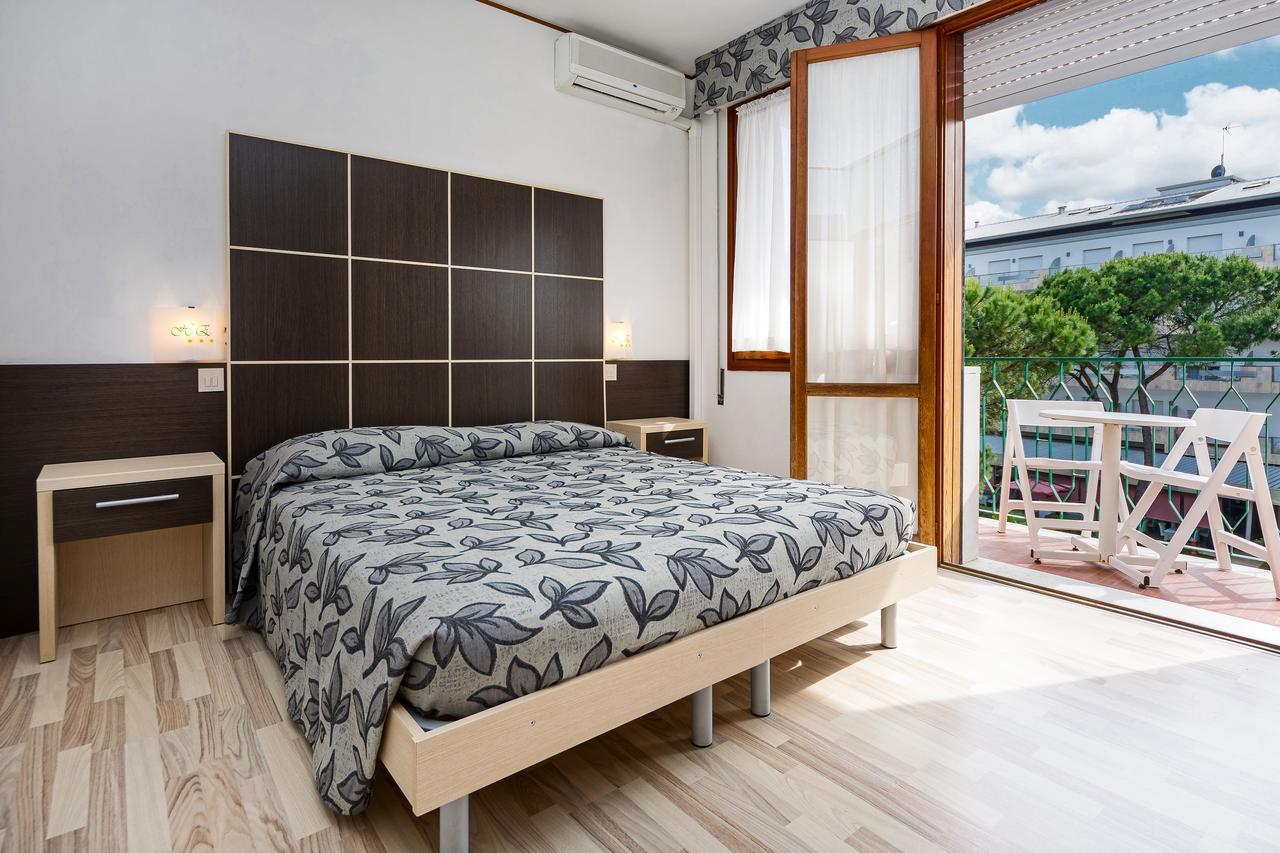 Hotel Eden Lignano Sabbiadoro Luaran gambar