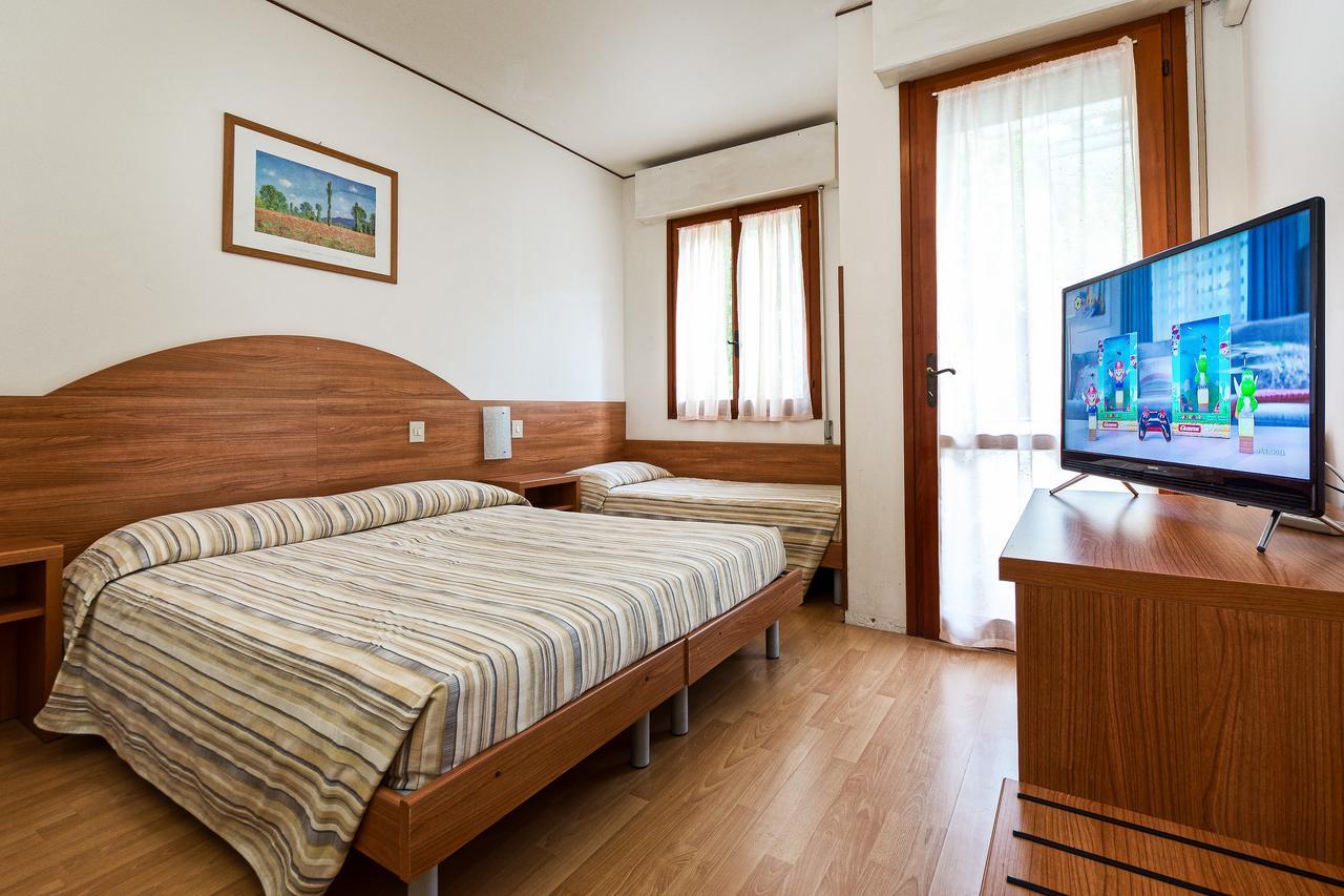 Hotel Eden Lignano Sabbiadoro Luaran gambar