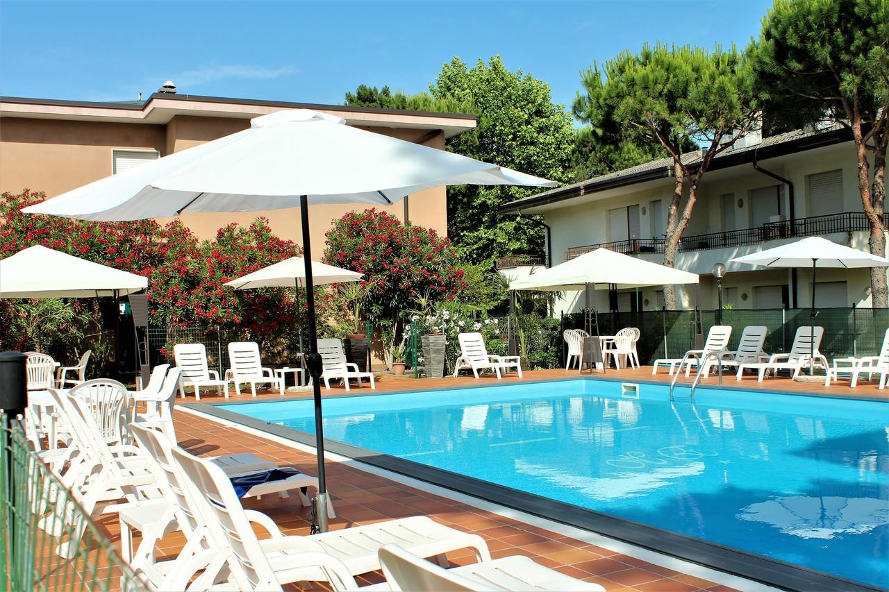 Hotel Eden Lignano Sabbiadoro Luaran gambar