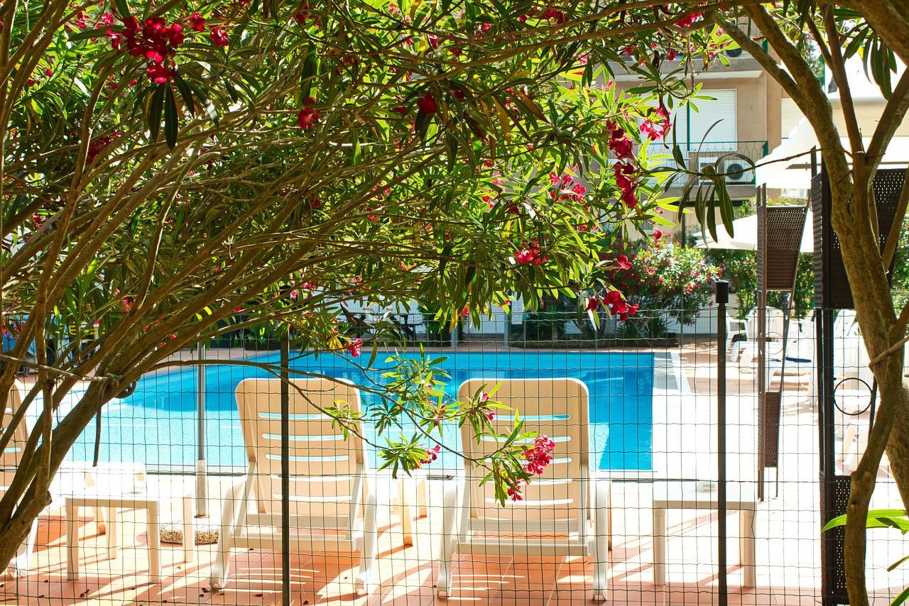 Hotel Eden Lignano Sabbiadoro Luaran gambar