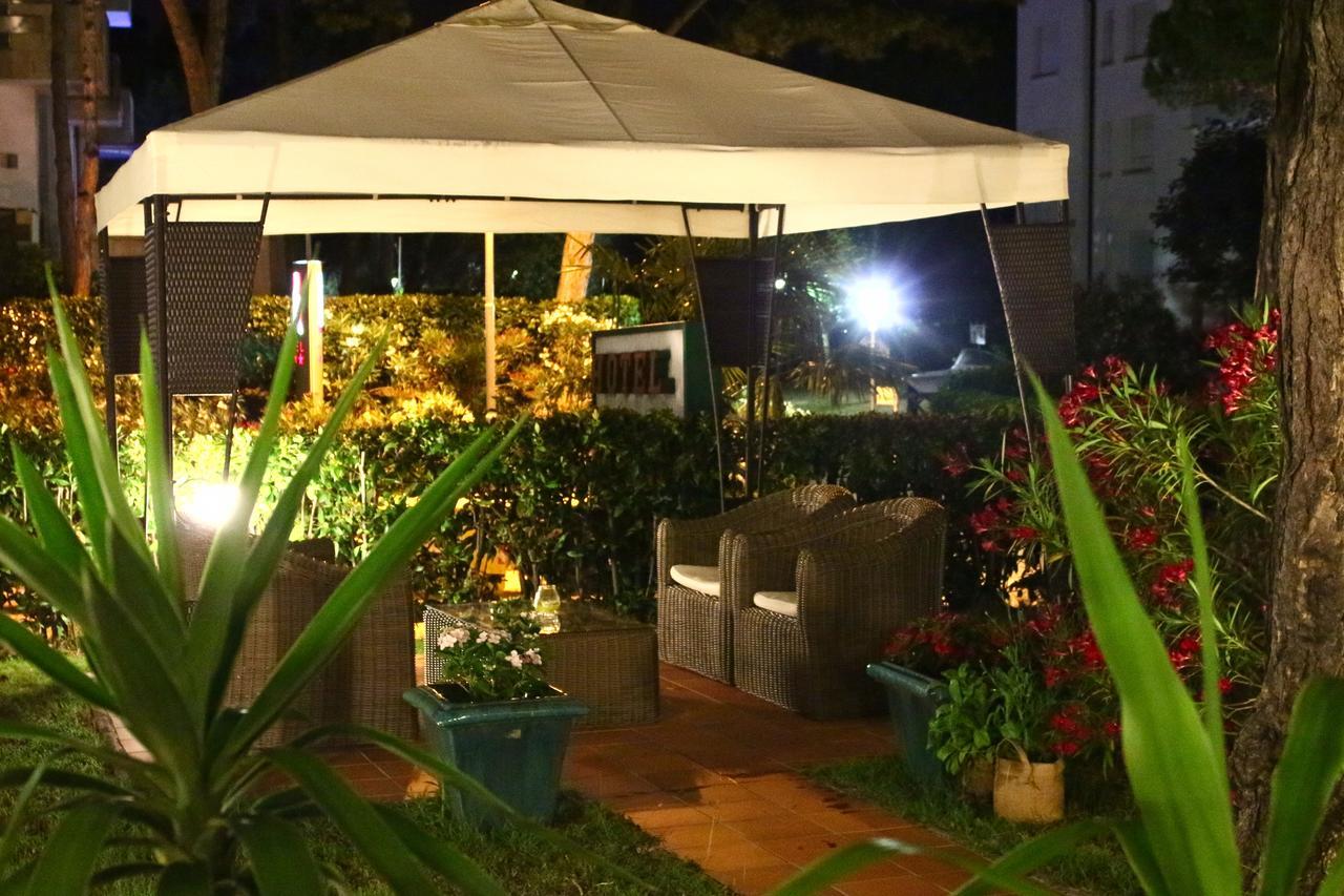 Hotel Eden Lignano Sabbiadoro Luaran gambar