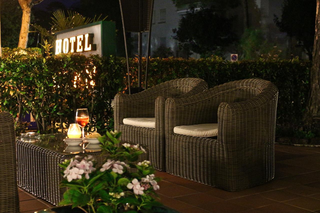 Hotel Eden Lignano Sabbiadoro Luaran gambar