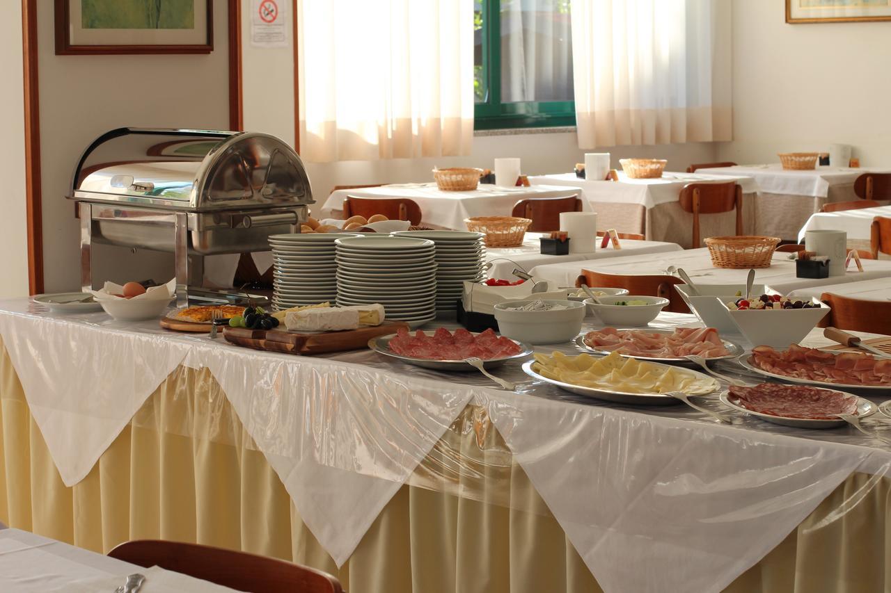 Hotel Eden Lignano Sabbiadoro Luaran gambar